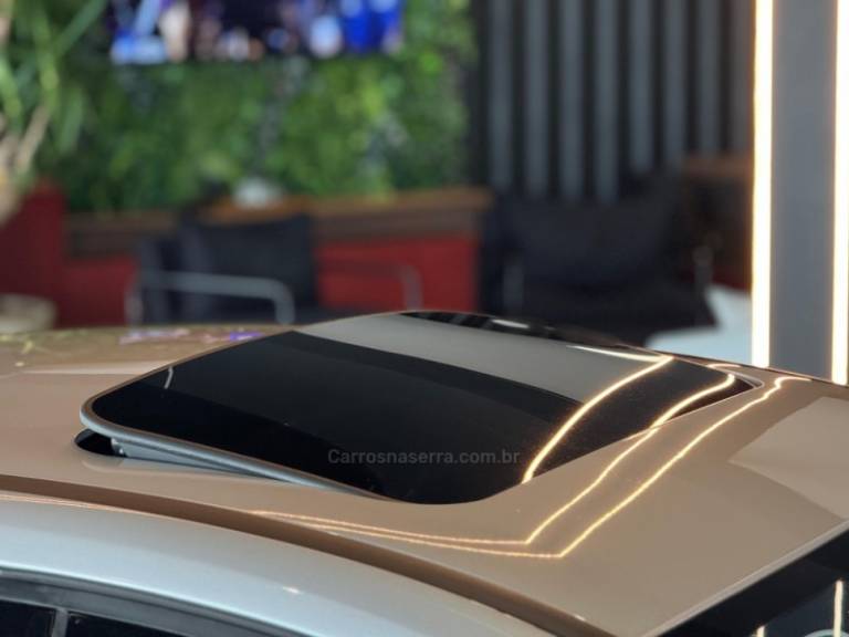 FORD - FOCUS - 2018/2019 - Prata - R$ 86.900,00