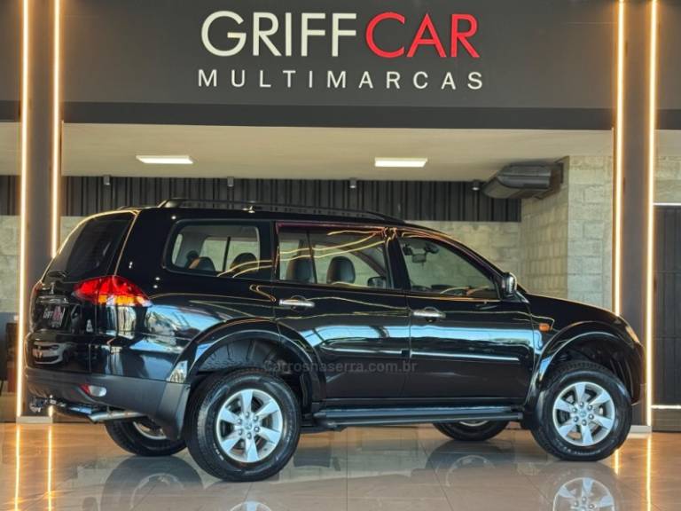 MITSUBISHI - PAJERO DAKAR - 2011/2012 - Preta - R$ 109.900,00