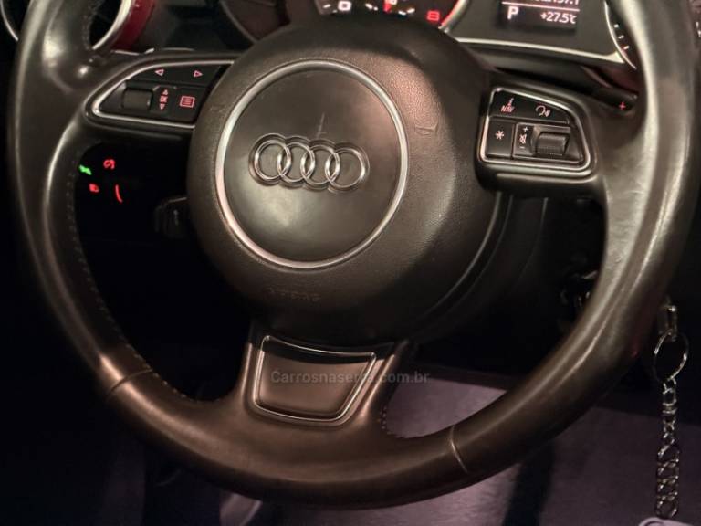 AUDI - A1 - 2011/2011 - Vermelha - R$ 64.900,00