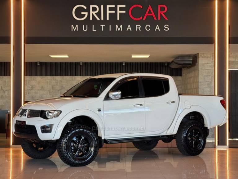 MITSUBISHI - L200 TRITON - 2012/2012 - Branca - R$ 114.900,00