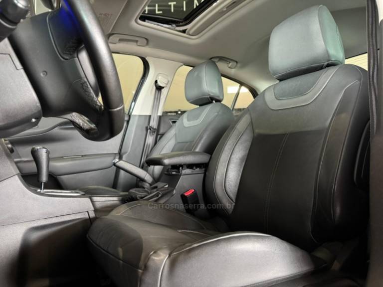 CITROËN - C4 LOUNGE - 2014/2015 - Preta - R$ 39.900,00