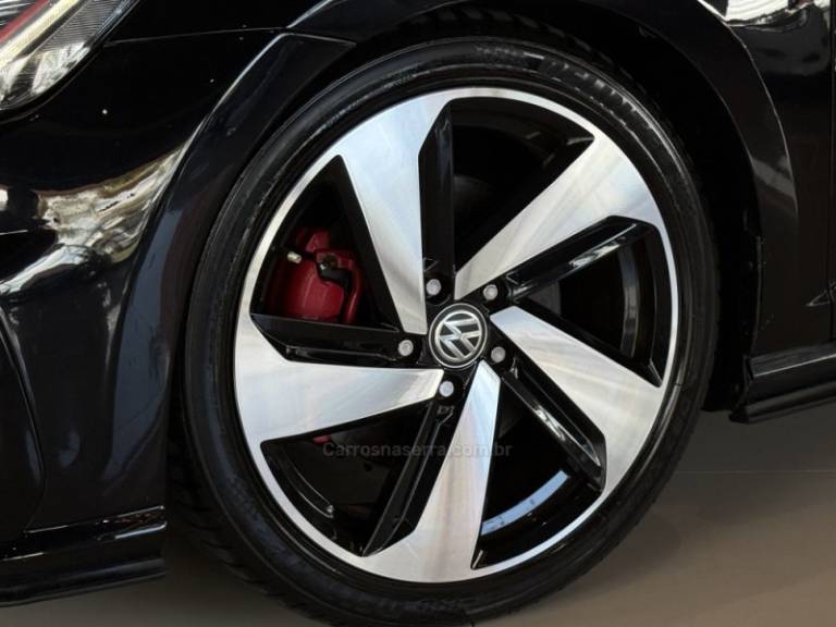 VOLKSWAGEN - GOLF - 2019/2019 - Preta - R$ 211.900,00