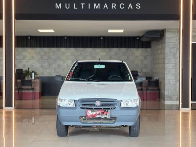 FIAT - UNO - 2012/2013 - Branca - R$ 35.900,00