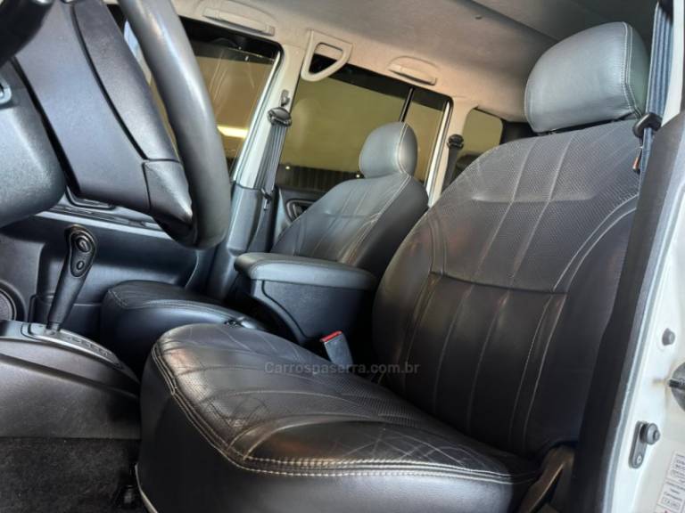 MITSUBISHI - PAJERO TR4 - 2012/2013 - Branca - R$ 69.900,00