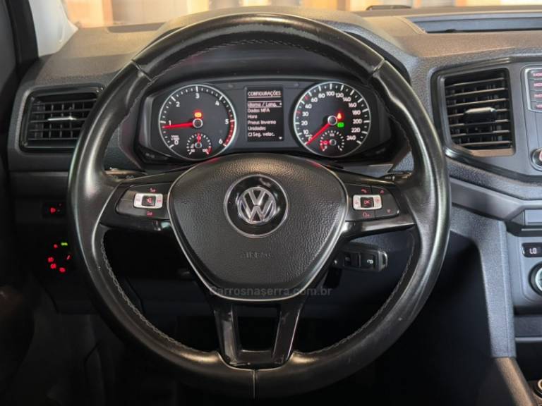 VOLKSWAGEN - AMAROK - 2018/2019 - Branca - R$ 129.900,00