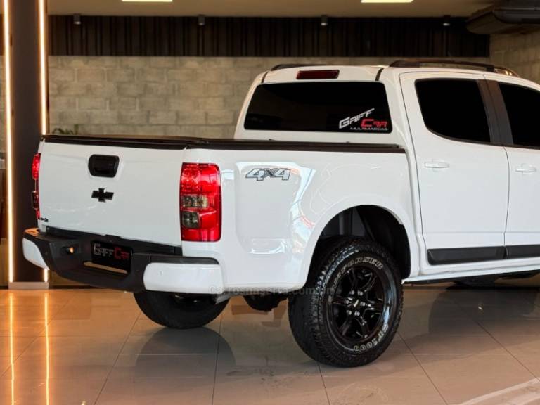 CHEVROLET - S10 - 2017/2018 - Branca - R$ 124.900,00