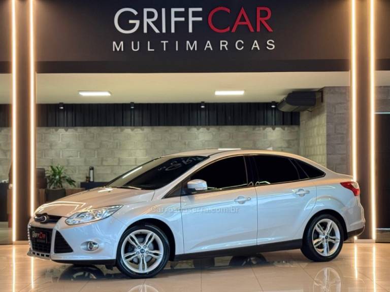 FORD - FOCUS - 2014/2014 - Prata - R$ 54.900,00