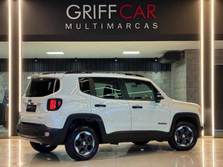 JEEP - RENEGADE - 2016/2017 - Branca - R$ 84.900,00