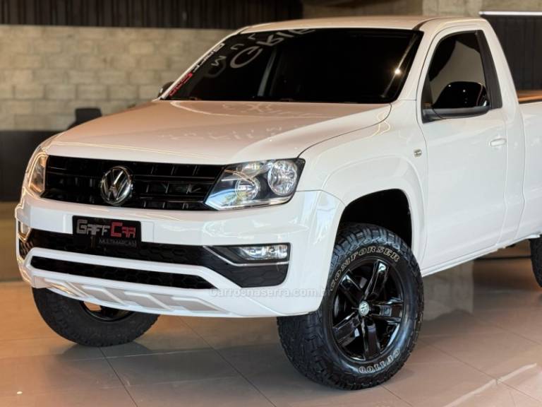 VOLKSWAGEN - AMAROK - 2017/2018 - Branca - R$ 104.900,00