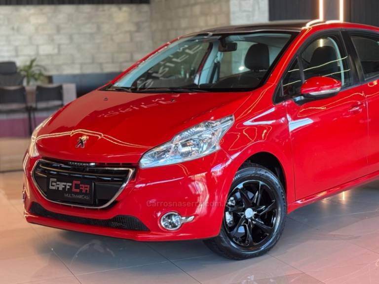 PEUGEOT - 208 - 2014/2015 - Vermelha - R$ 44.900,00