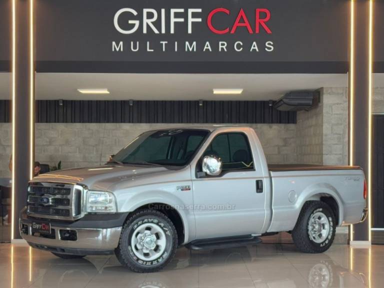 FORD - F-250 - 2000/2000 - Prata - R$ 169.900,00