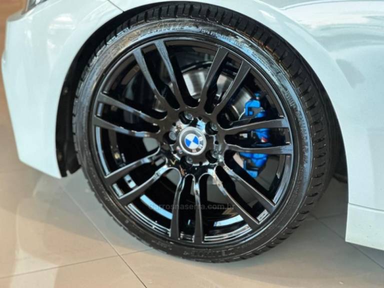 BMW - 320I - 2018/2018 - Branca - R$ 159.900,00