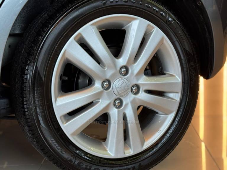 HONDA - FIT - 2011/2012 - Cinza - R$ 49.900,00