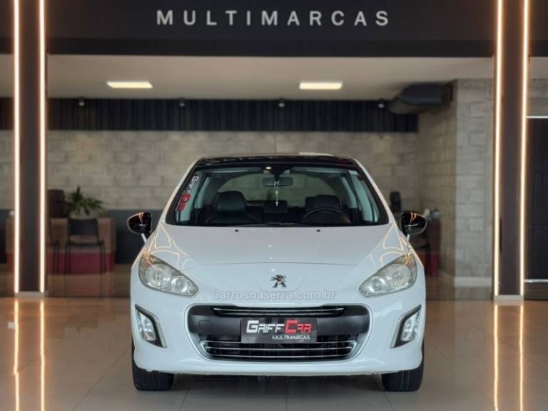 PEUGEOT - 308 - 2013/2014 - Branca - R$ 42.900,00