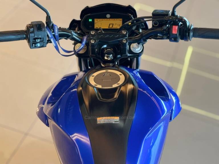 YAMAHA - FAZER - 2023/2023 - Azul - R$ 23.900,00