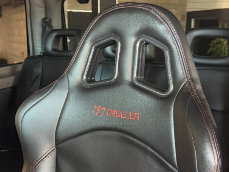 TROLLER - T4 - 2009/2010 - Amarela - R$ 139.900,00