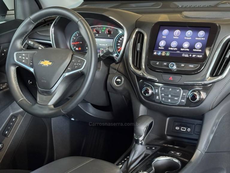 CHEVROLET - EQUINOX - 2022/2023 - Branca - R$ 179.900,00