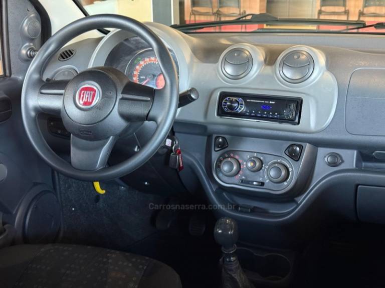 FIAT - UNO - 2014/2015 - Branca - R$ 35.900,00