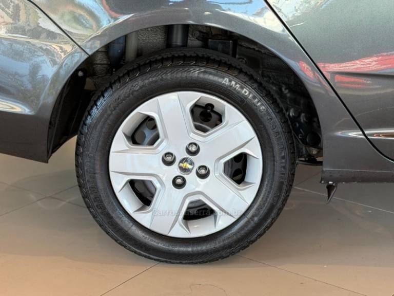 CHEVROLET - COBALT - 2016/2017 - Cinza - R$ 40.900,00