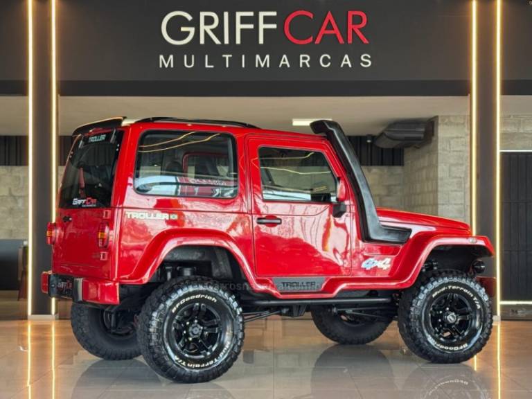 TROLLER - T4 - 2009/2010 - Vermelha - R$ 99.900,00