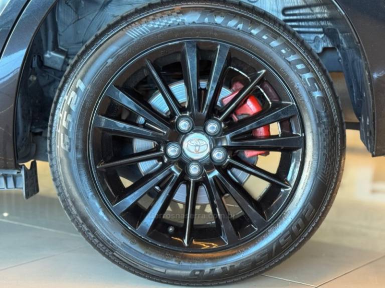 TOYOTA - COROLLA - 2015/2015 - Preta - R$ 87.900,00