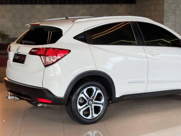 HONDA - HR-V - 2015/2016 - Branca - R$ 84.900,00