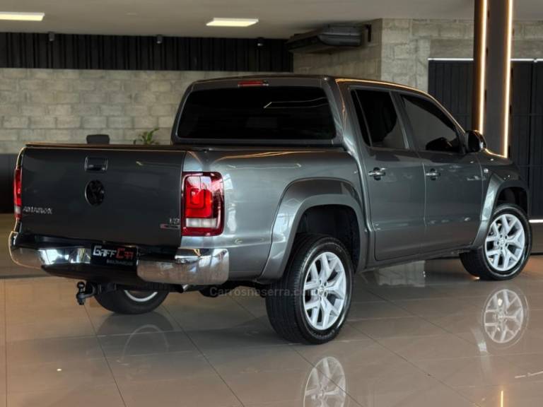 VOLKSWAGEN - AMAROK - 2019/2020 - Cinza - R$ 169.900,00