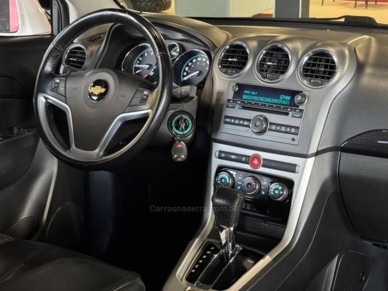 CHEVROLET - CAPTIVA - 2012/2013 - Branca - R$ 49.900,00
