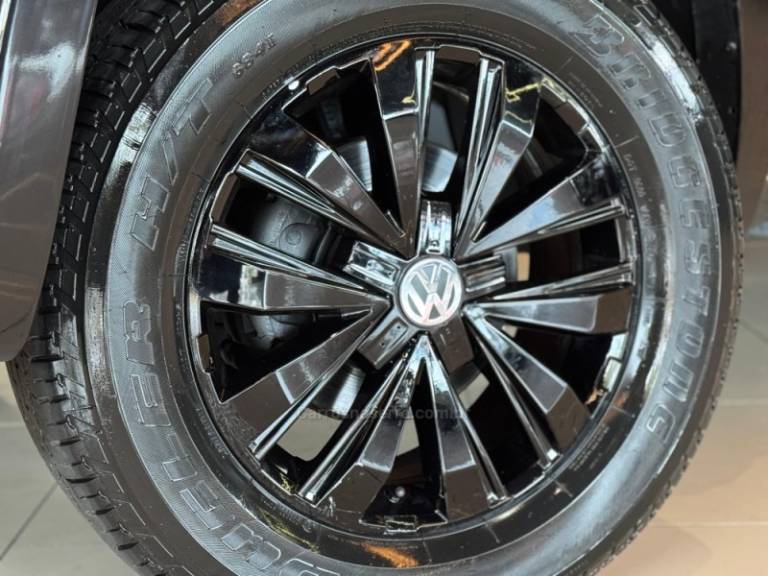 VOLKSWAGEN - AMAROK - 2011/2012 - Preta - R$ 64.900,00