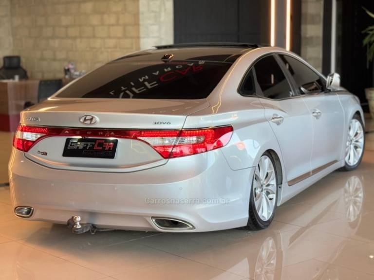 HYUNDAI - AZERA - 2012/2013 - Prata - R$ 81.900,00