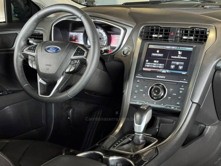 FORD - FUSION - 2013/2014 - Branca - R$ 77.900,00