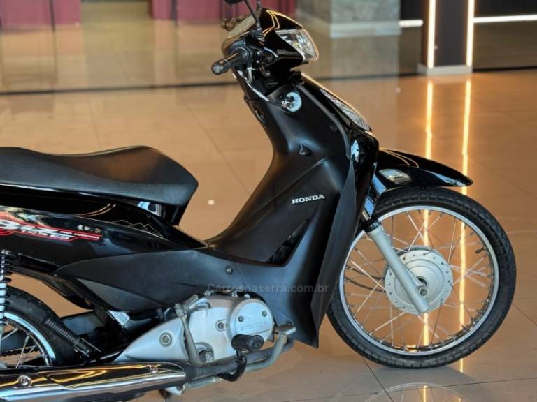 HONDA - BIZ 125 - 2009/2010 - Preta - R$ 10.900,00