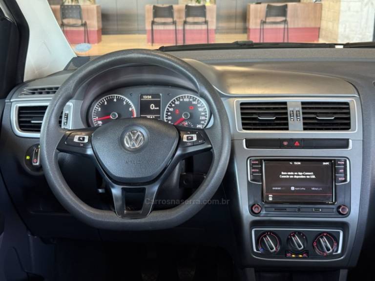 VOLKSWAGEN - FOX - 2019/2019 - Branca - R$ 61.900,00