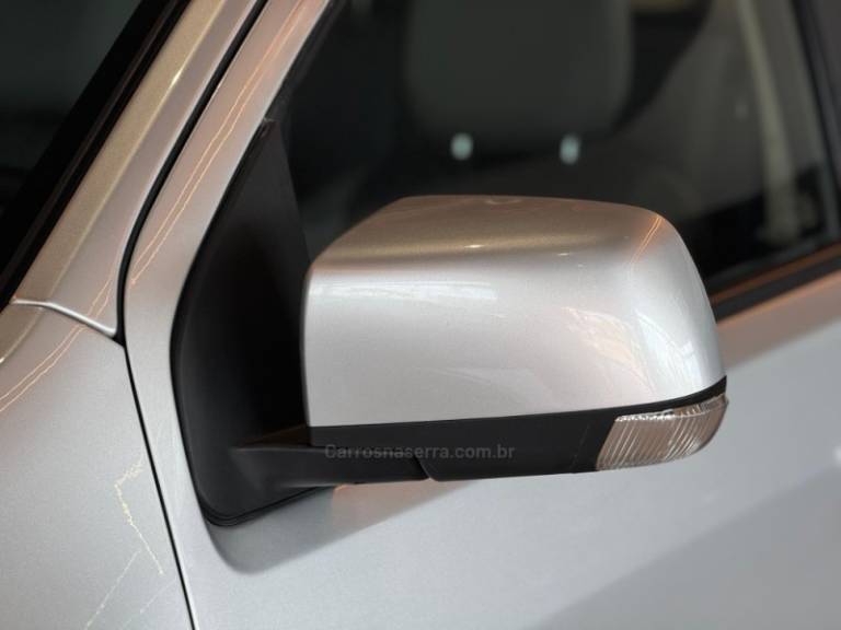 CHEVROLET - S10 - 2014/2014 - Prata - R$ 109.900,00