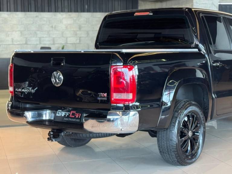 VOLKSWAGEN - AMAROK - 2011/2012 - Preta - R$ 64.900,00
