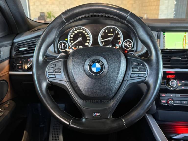 BMW - X4 - 2015/2016 - Preta - R$ 164.900,00
