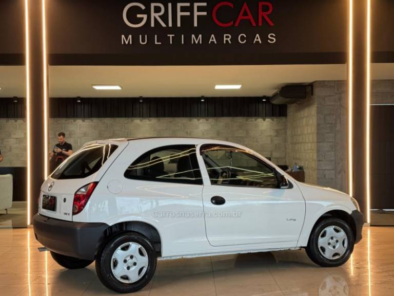 CHEVROLET - CELTA - 2011/2011 - Branca - R$ 19.900,00