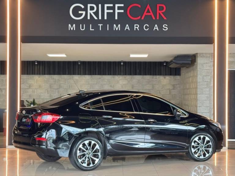 CHEVROLET - CRUZE - 2017/2017 - Preta - R$ 84.900,00