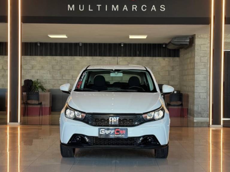 FIAT - ARGO - 2023/2024 - Branca - R$ 73.900,00