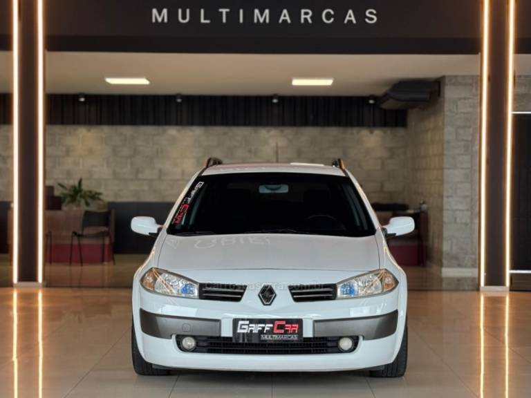 RENAULT - MÉGANE - 2012/2013 - Branca - R$ 39.900,00