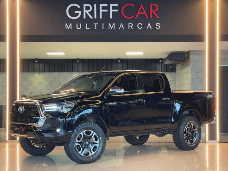 TOYOTA - HILUX - 2015/2016 - Preta - R$ 199.900,00