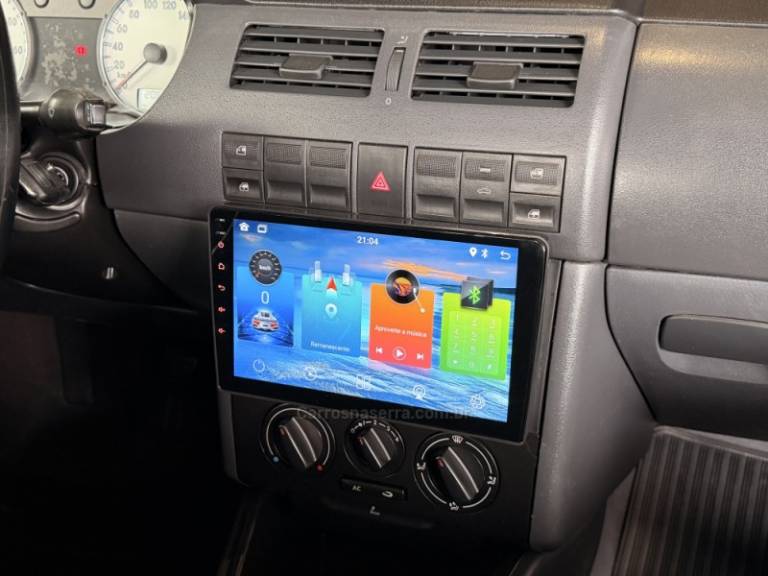 VOLKSWAGEN - SAVEIRO - 2005/2005 - Cinza - R$ 69.900,00