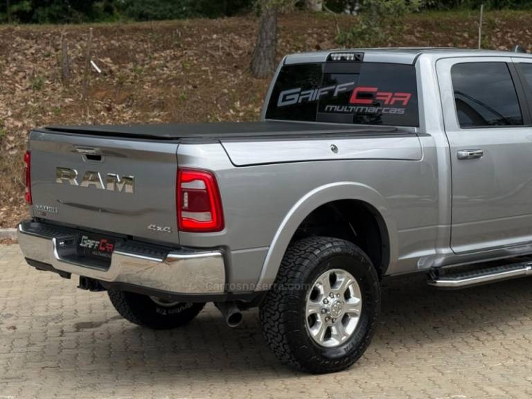 RAM - 2500 LARAMIE - 2019/2020 - Prata - R$ 359.900,00