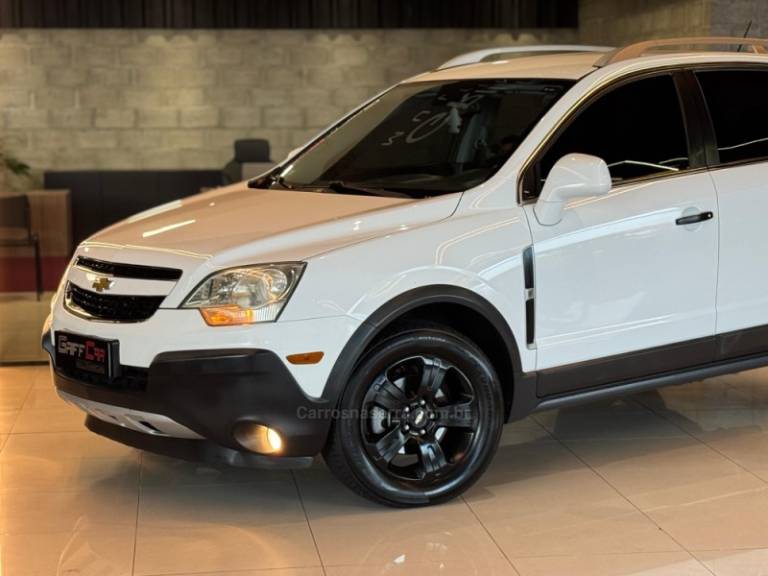CHEVROLET - CAPTIVA - 2012/2013 - Branca - R$ 49.900,00