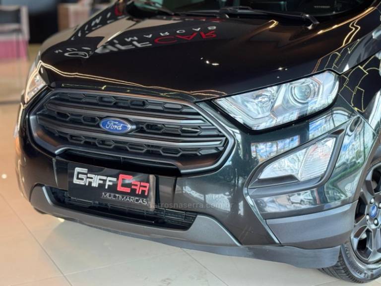 FORD - ECOSPORT - 2018/2019 - Preta - R$ 76.900,00