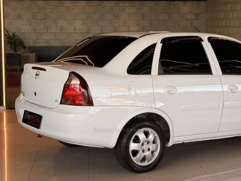 CHEVROLET - CORSA - 2007/2008 - Branca - R$ 36.900,00