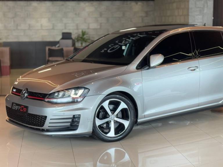 VOLKSWAGEN - GOLF - 2014/2014 - Cinza - R$ 136.900,00