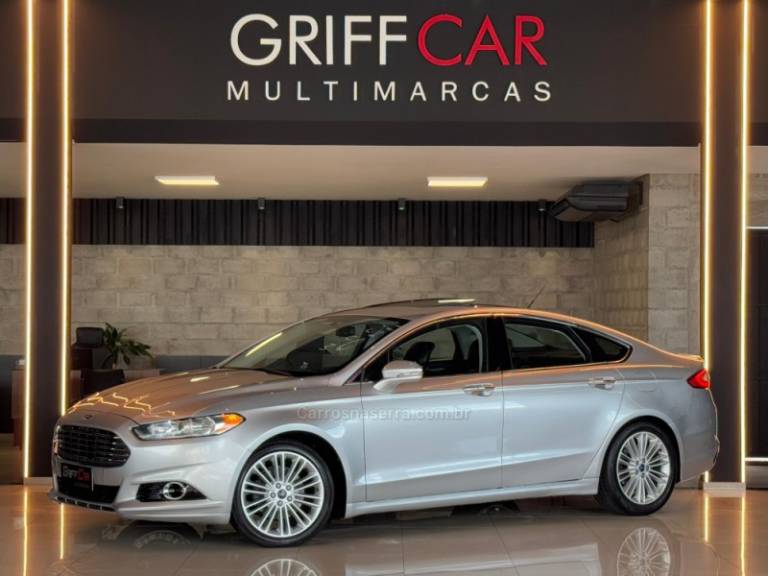 FORD - FUSION - 2013/2014 - Prata - R$ 76.900,00