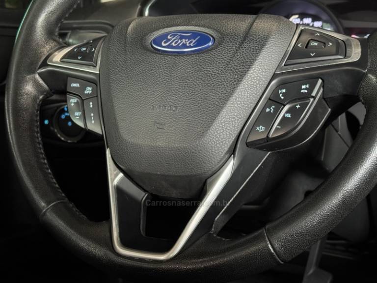 FORD - FUSION - 2017/2017 - Branca - R$ 106.900,00