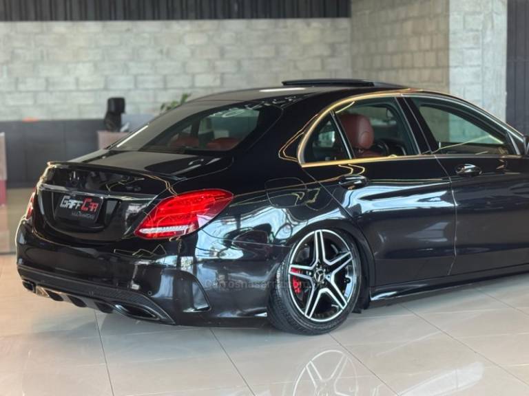 MERCEDES-BENZ - C 250 - 2016/2016 - Preta - R$ 139.900,00